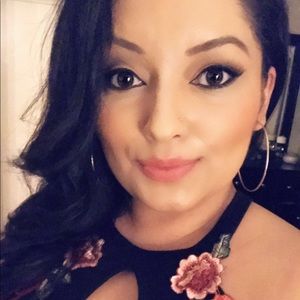 Meet your Posher, Jenny